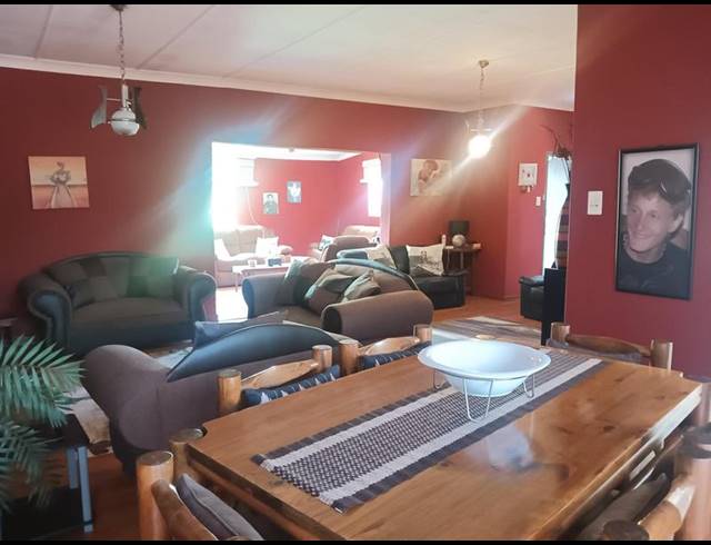 4 BEDROOM HOUSE FOR SALE IN ELSPARK